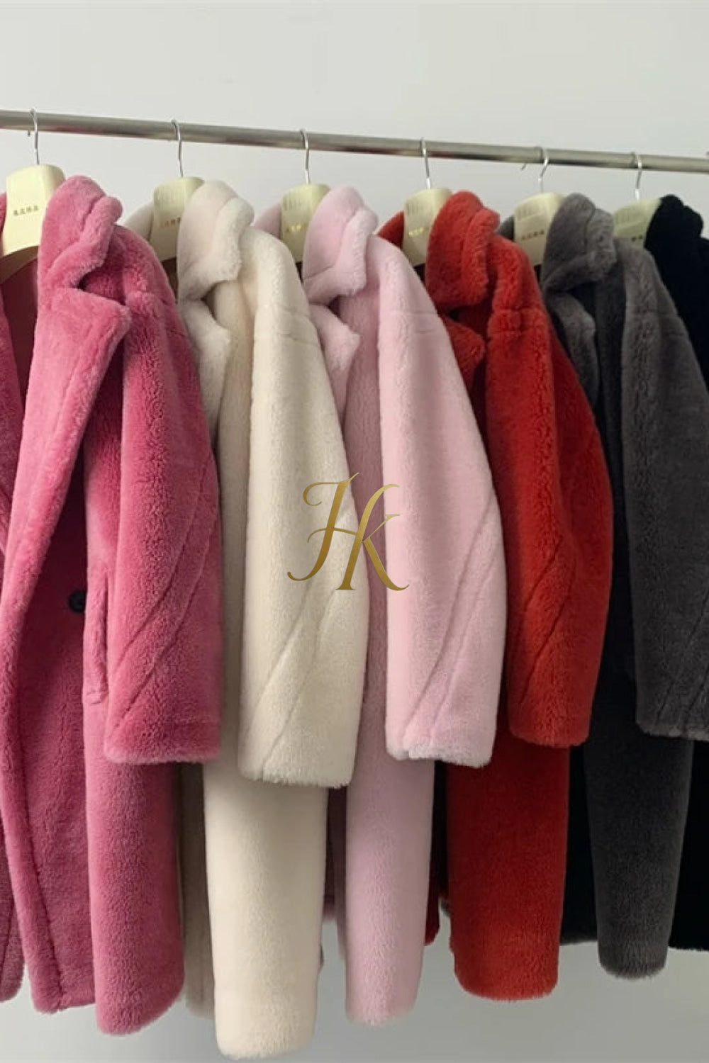 Unisex Teddy Luxury Women's Coat - Stay Warm and Stylish in this Ethically Produced Fur Coat - kayibstrore