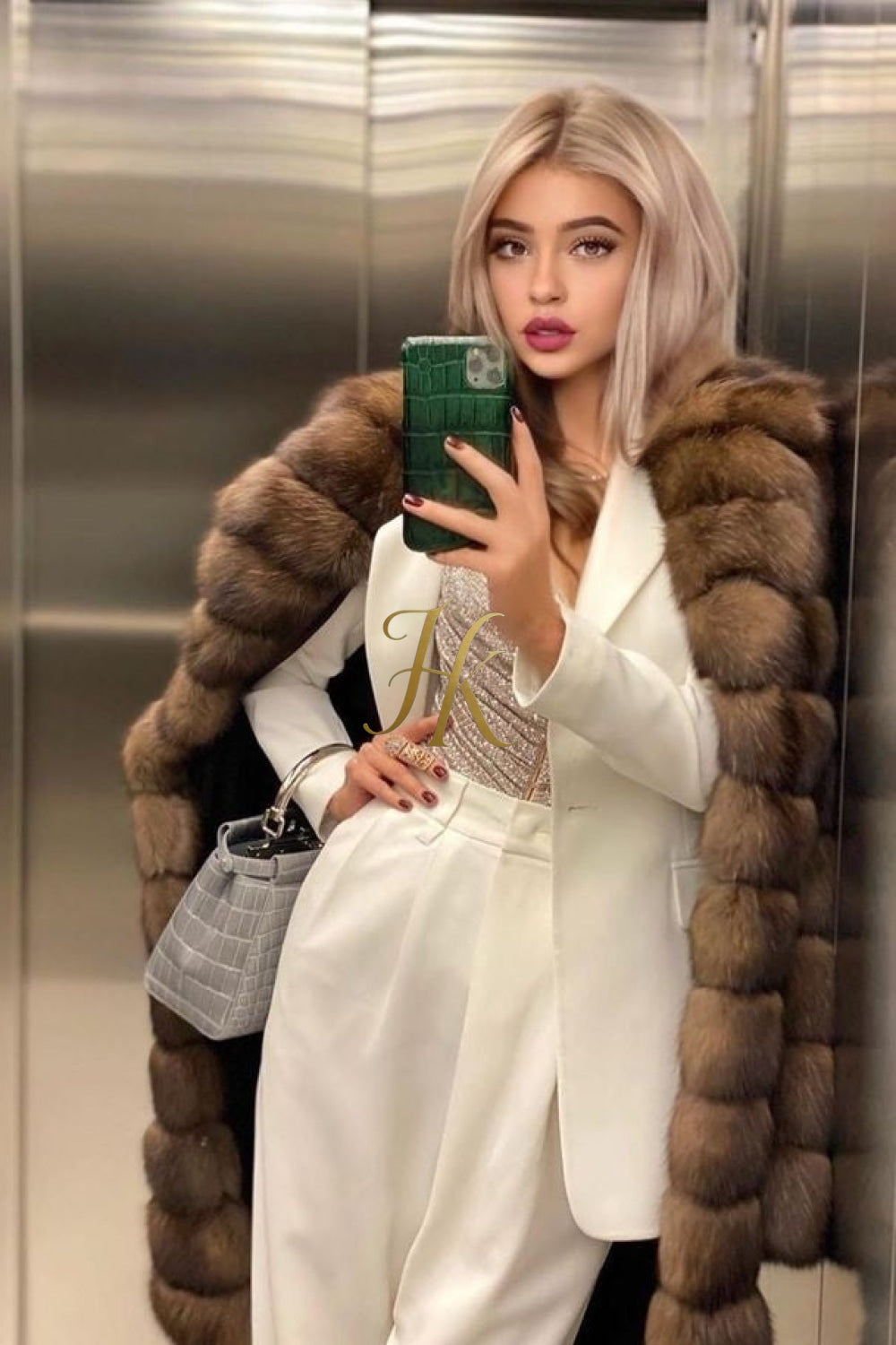 Luxury Tiger-Striped Raccoon Fur Short Coat - Stay Stylish and Warm with Oversized Sleeves - kayibstrore