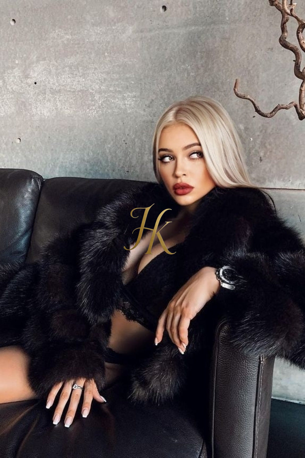 Luxurious Fox Fur Coats for women - Elevate Your Style and Warmth - kayibstrore