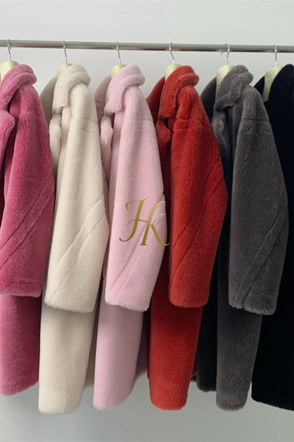 Unisex Teddy Luxury Women's Coat - Stay Warm and Stylish in this Ethically Produced Fur Coat - kayibstrore