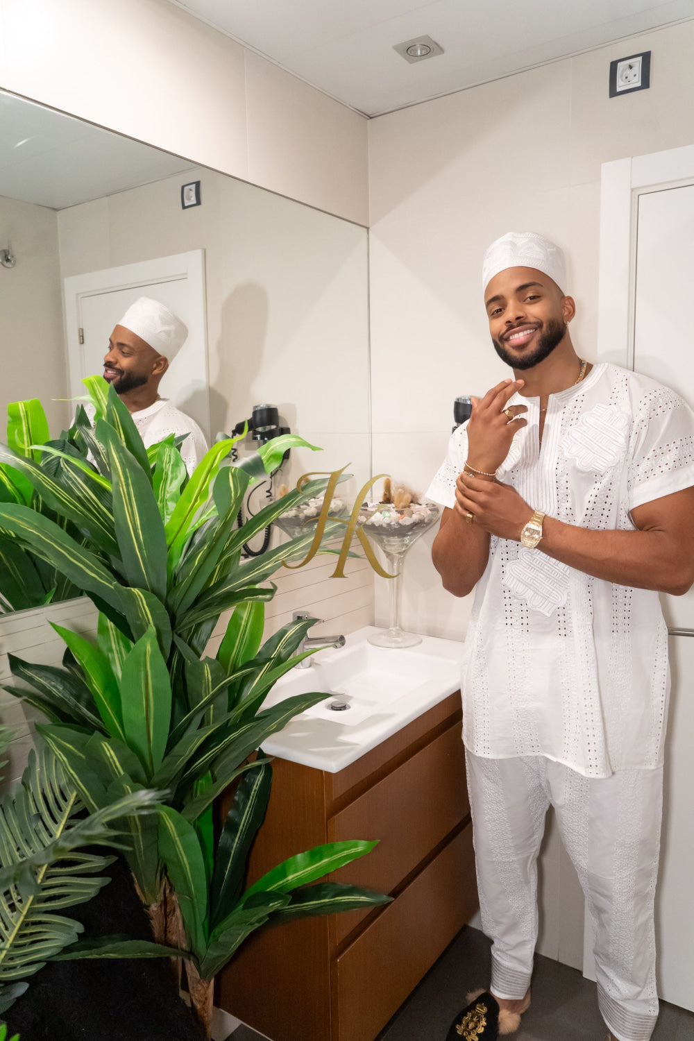 White Men's Lace Two-Piece Clothing: Sophisticated & Versatile Ensemble - kayibstrore