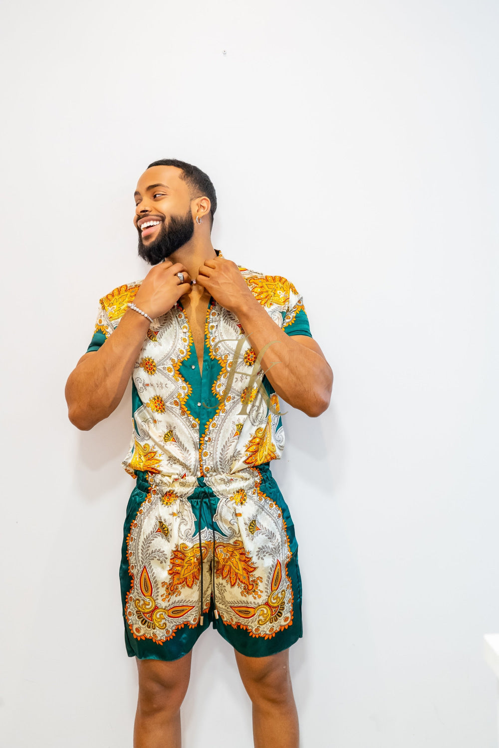 KAYIB's Royal Green Barroco Silk Outfits - The Epitome of Luxury and Style - Unmatched Comfort and Elegance - kayibstrore