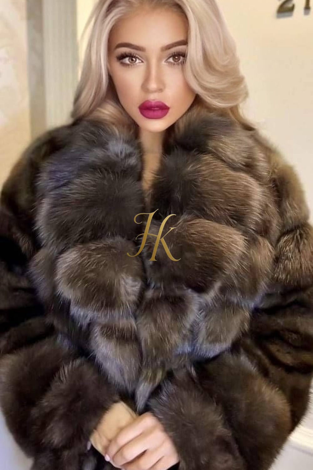Luxury Tiger-Striped Raccoon Fur Short Coat - Stay Stylish and Warm with Oversized Sleeves - kayibstrore