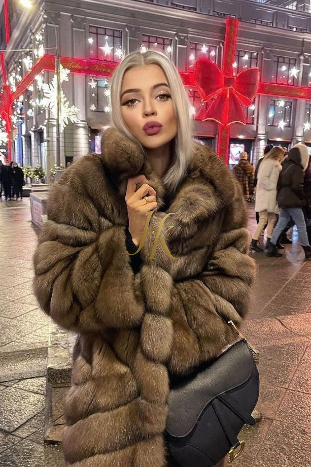 Luxury Tiger-Striped Raccoon Fur Short Coat - Stay Stylish and Warm with Oversized Sleeves - kayibstrore