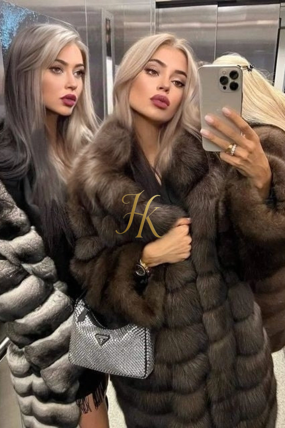 Luxury Tiger-Striped Raccoon Fur Short Coat - Stay Stylish and Warm with Oversized Sleeves - kayibstrore