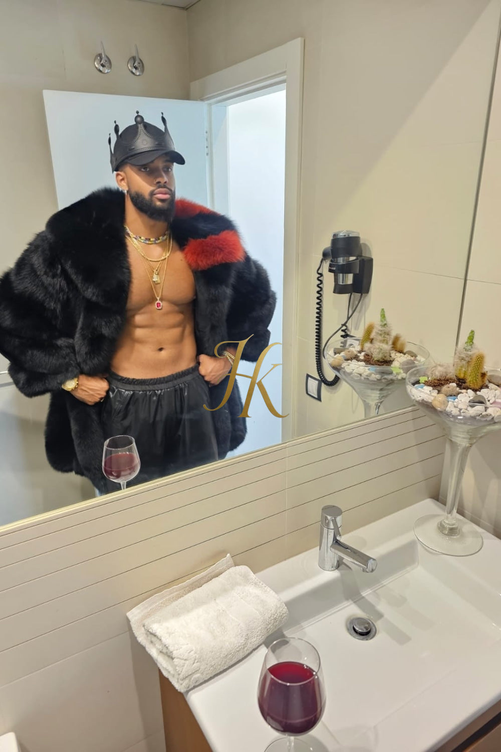 Handmade Luxurious Real Fox Fur Coats for Men and Women | Premium Winter Fashion - kayibstrore