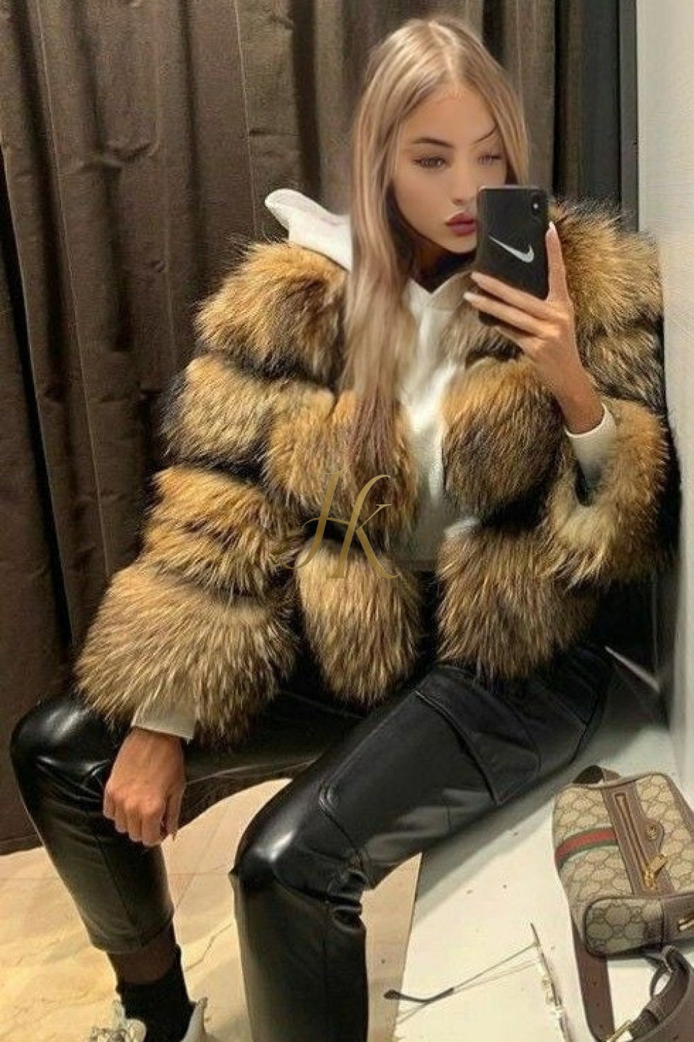 Raccoon Fur Short Coat - Stay Stylish and Warm with Oversized Sleeves - 100% Real Fur Luxury - kayibstrore