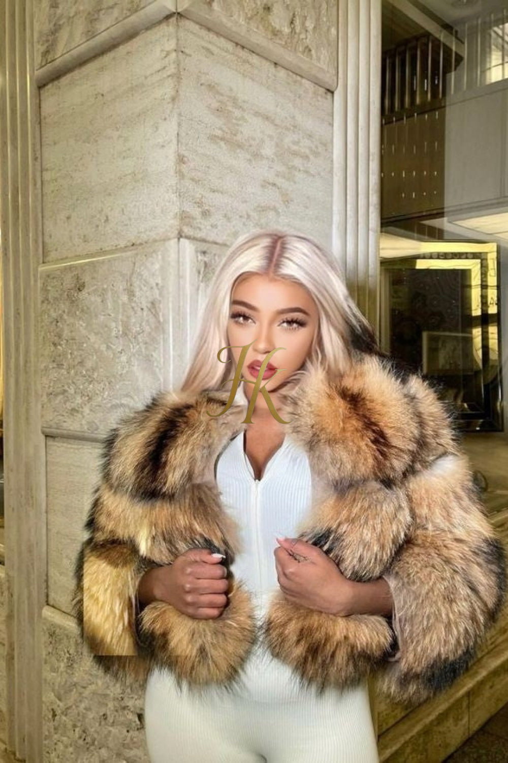 Ladies Designer Winter Coat - Stay Warm and Luxurious in Soft Fox Fur - kayibstrore