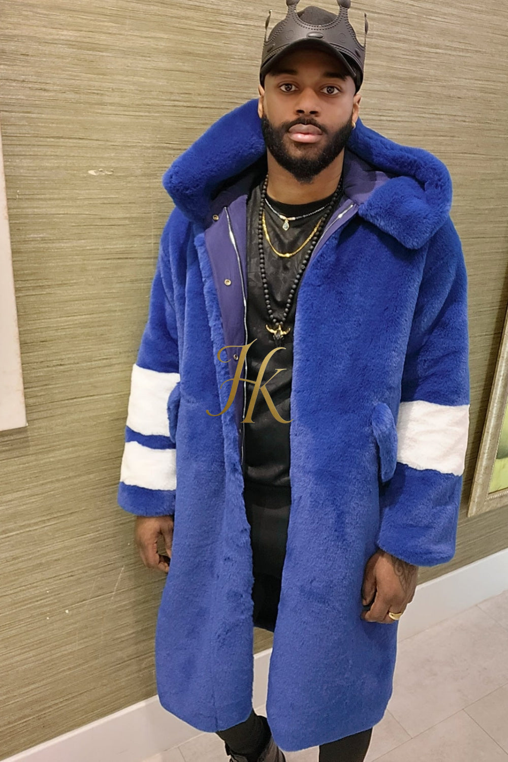 Luxurious Mens Coat