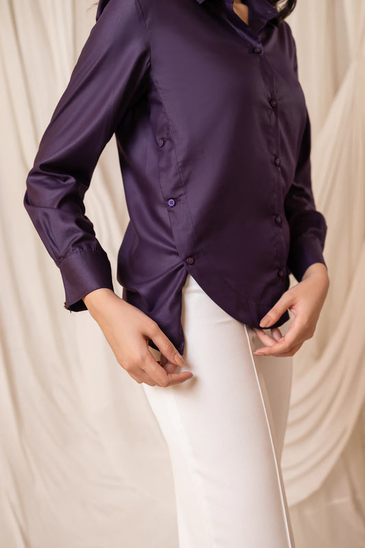 Stylish Silk Attire for Upscale Occasions