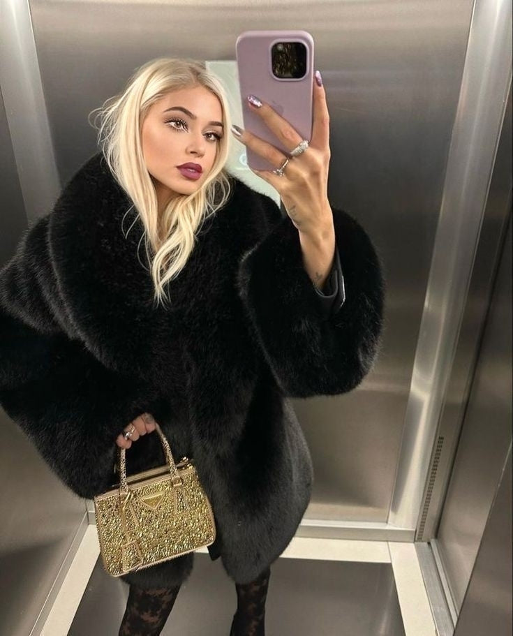Luxurious Fox Fur Coats for women - Elevate Your Style and Warmth - kayibstrore
