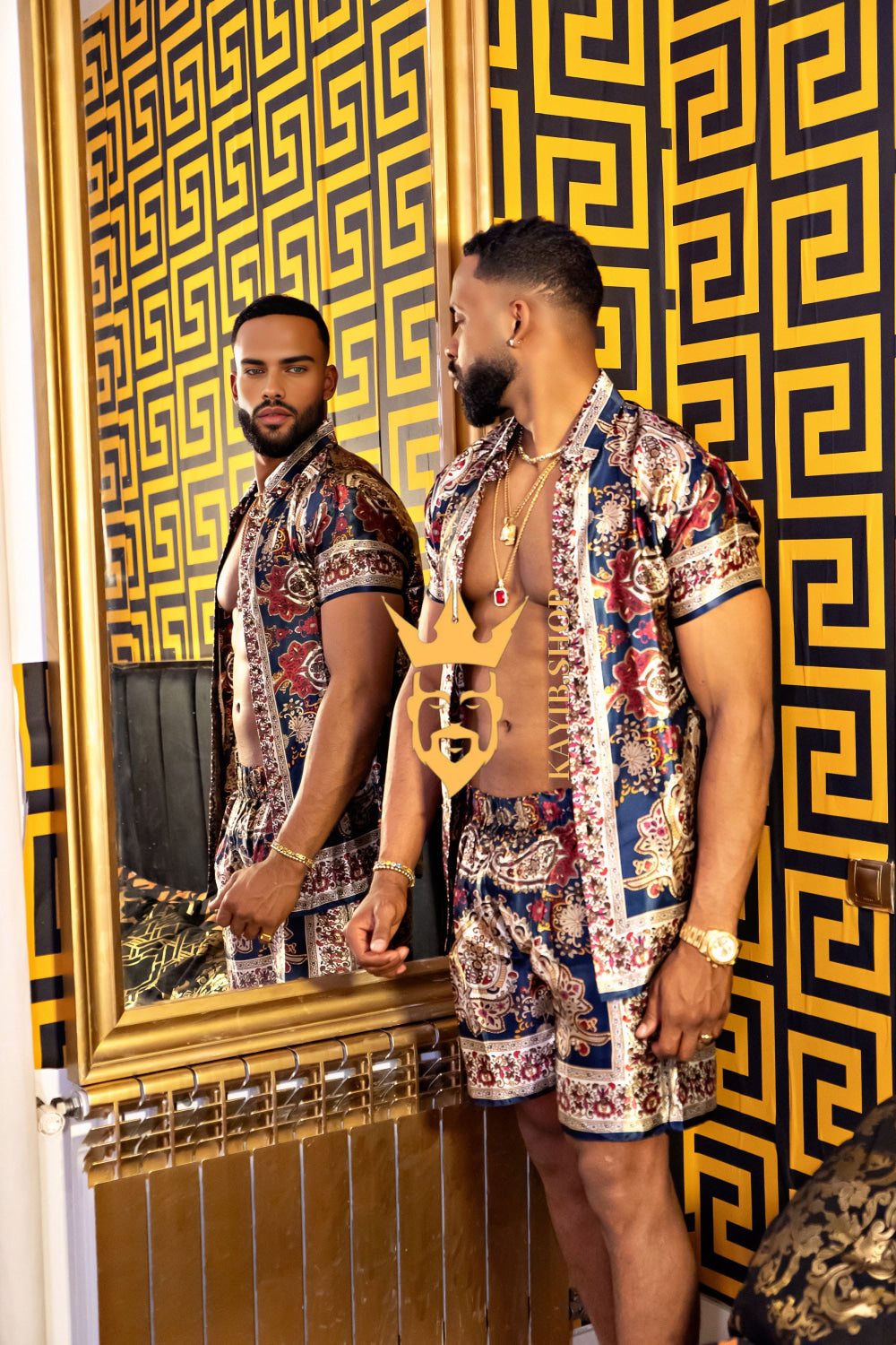 Luxurious Barocco Print Set - The Ultimate Summer Silk Outfit for Mens