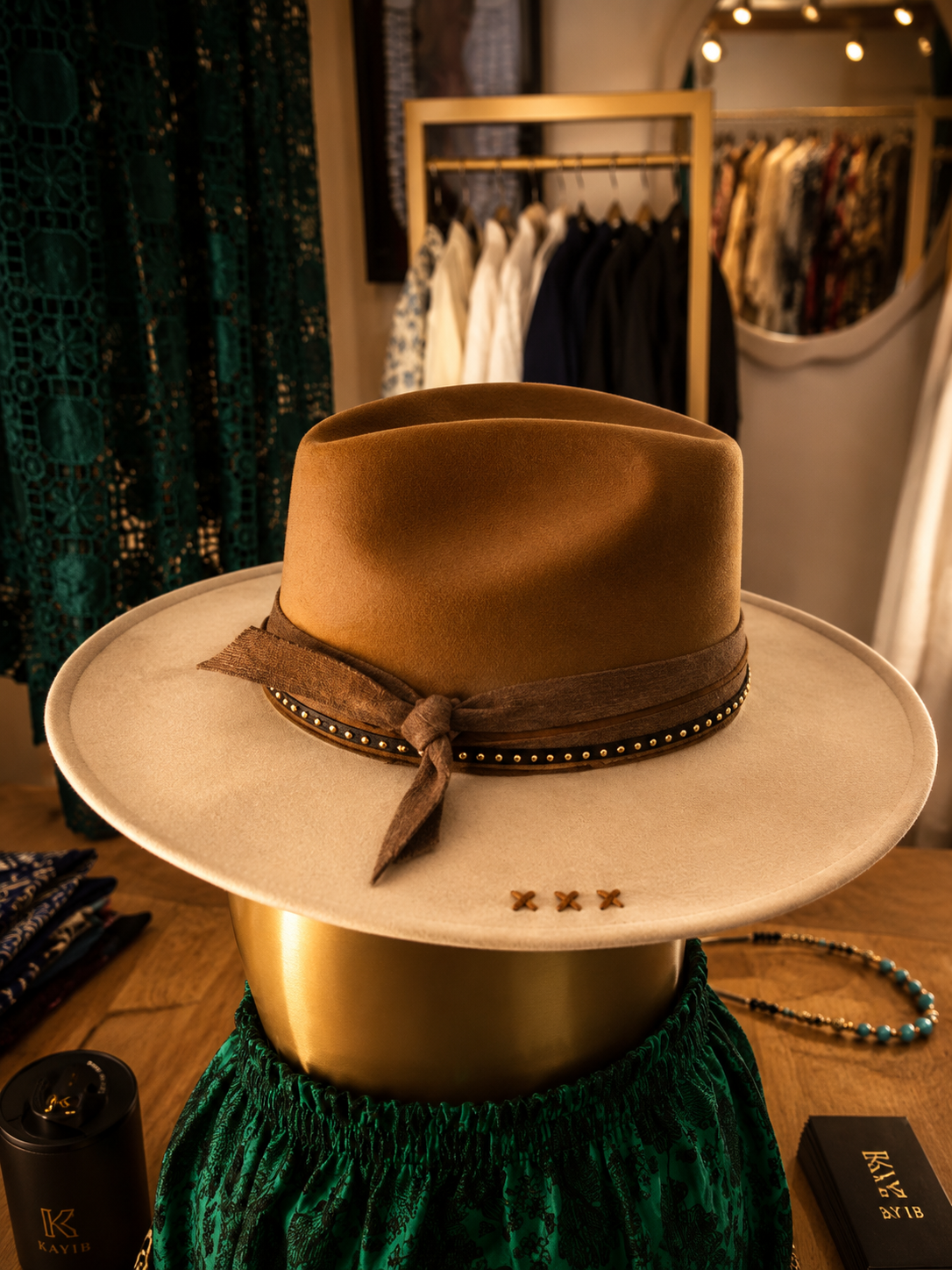 Luxury Two-Tone Western Hat – Camel & Ivory Wide Brim Fedora
