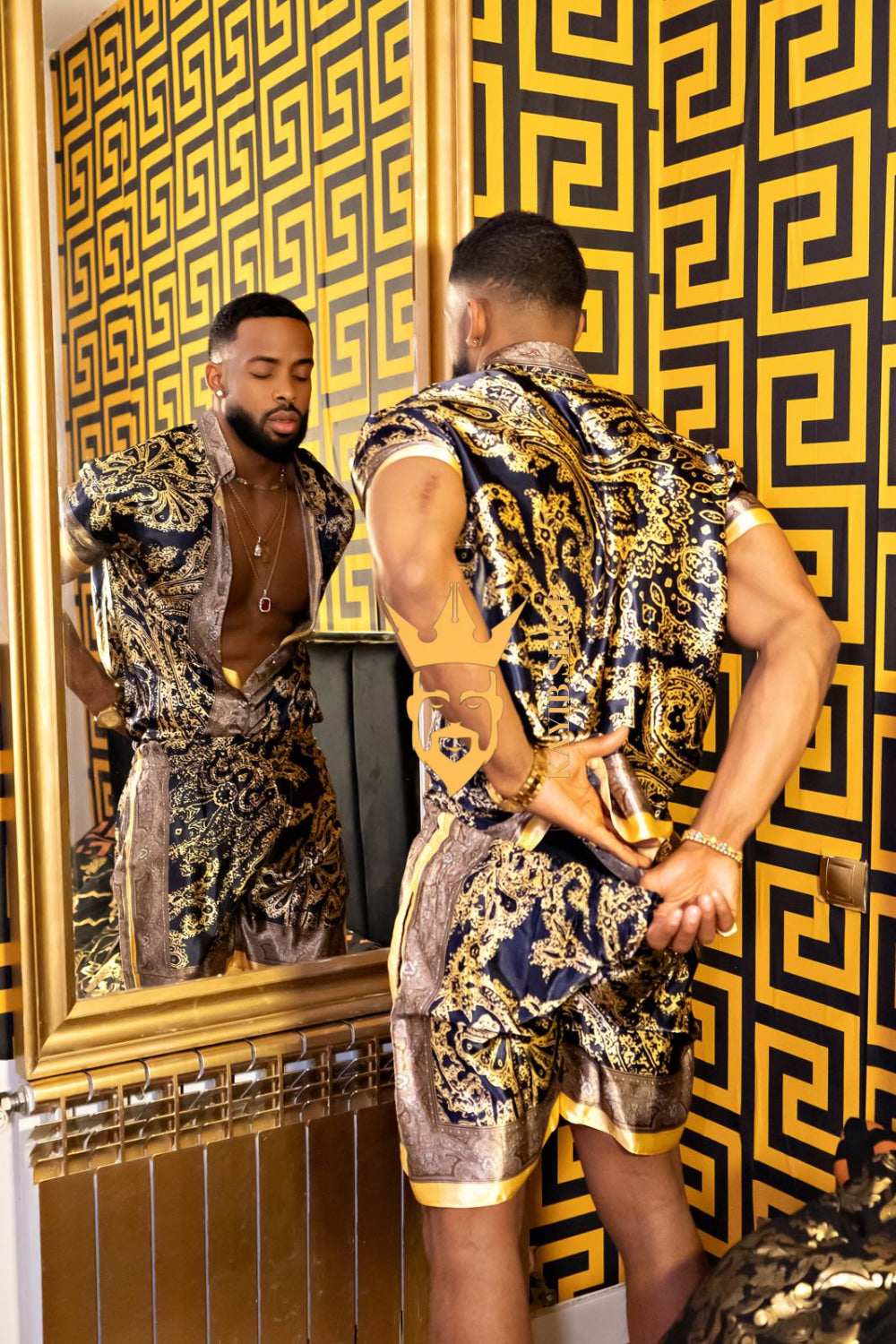 Luxurious Barocco Print Set - The Ultimate Summer Silk Outfit for Men