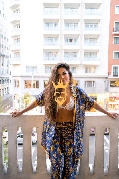 Couple Trend Fashion Silk Outfits – 2025 Exclusive Collection