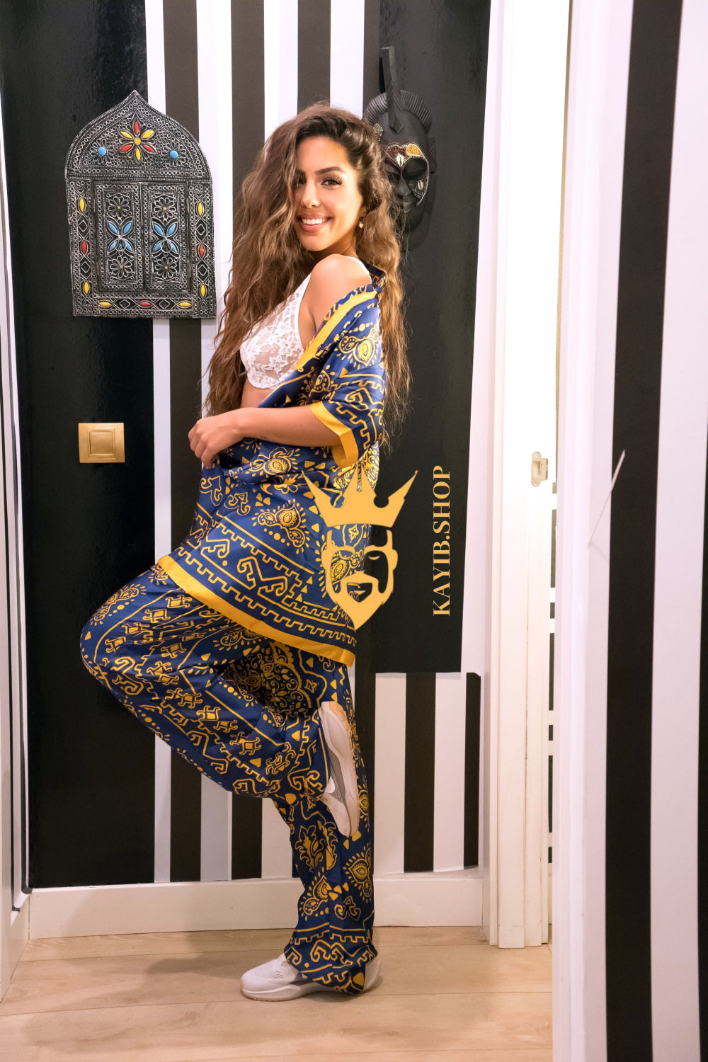 Couple Trend Fashion Silk Outfits – 2025 Exclusive Collection